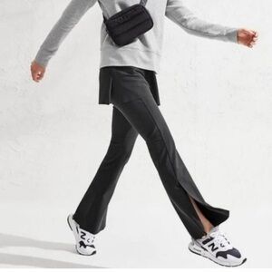 Athleta Stellar Flare Trouser Black 4 Inseam 32